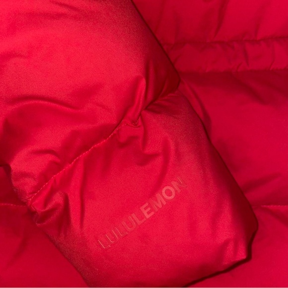 lululemon athletica Red Wunder Puff Jacket - Picture 3 of 4